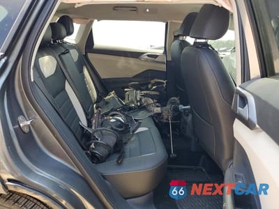 Zdjęcie 11 z 13 samochodu: 2025 VOLKSWAGEN TAOS SEL VIN:3VV4C7B23SM008224 - miniatura