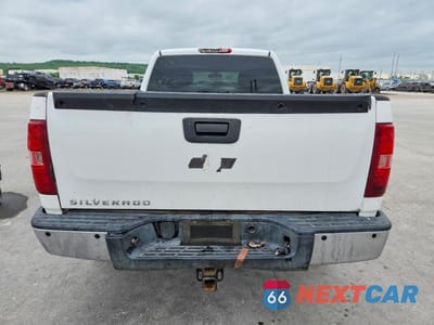Zdjęcie 6 z 12 samochodu: 2008 CHEVROLET SILVERADO K1500 VIN:1GCEK19C58Z252773 - miniatura