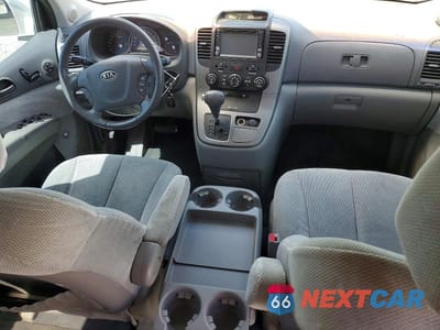 Zdjęcie 8 z 13 samochodu: 2008 KIA SEDONA LX VIN:KNDMB233086265264 - miniatura