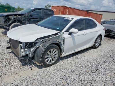 2018 TOYOTA CAMRY LE 4T1B11HK6JU557857 - główne zdjęcie licytacji z USA - miniatura