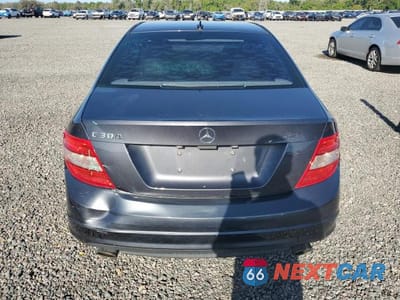 Zdjęcie 6 z 12 samochodu: 2011 MERCEDES-BENZ C 300 VIN:WDDGF5EB9BR174030 - miniatura