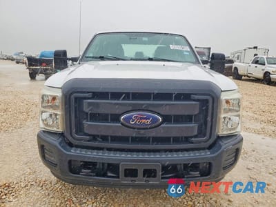 Piąte zdjęcie samochodu w środku: 2016 FORD F250 SUPER DUTY VIN:1FT7W2A61GEC57371 - miniatura