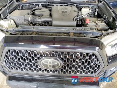 Zdjęcie 11 z 12 samochodu: 2018 TOYOTA TACOMA TRD OFF-ROAD VIN:3TMCZ5AN5JM130350 - miniatura