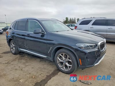 Czwarte zdjęcie samochodu z boku: 2022 BMW X3 XDRIVE30I VIN:5UX53DP03N9M88775 - miniatura