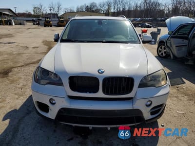 Piąte zdjęcie samochodu w środku: 2011 BMW X5 XDRIVE35I VIN:5UXZV4C56BL402127 - miniatura