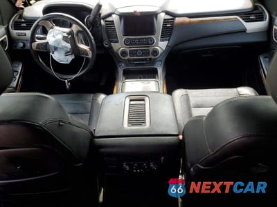 Zdjęcie 8 z 14 samochodu: 2016 GMC YUKON DENALI VIN:1GKS2CKJ8GR106734 - miniatura