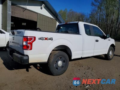 Trzecie zdjęcie samochodu z tyłu: 2018 FORD F150 SUPER CAB VIN:1FTEX1EBXJKE51606 - miniatura