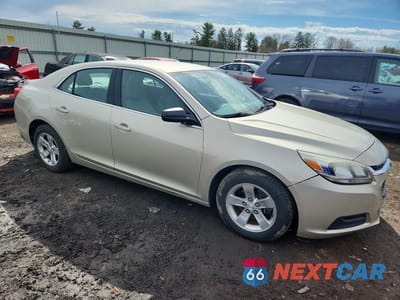 Czwarte zdjęcie samochodu z boku: 2015 CHEVROLET MALIBU LS VIN:1G11B5SL2FF187226 - miniatura