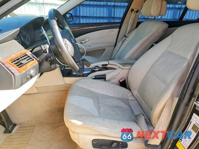 Zdjęcie 7 z 12 samochodu: 2008 BMW 528 I VIN:WBANU53518CT11006 - miniatura