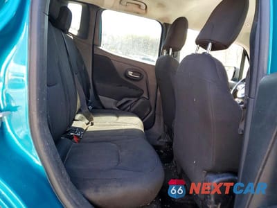 Zdjęcie 10 z 11 samochodu: 2020 JEEP RENEGADE SPORT VIN:ZACNJBAB7LPL54835 - miniatura