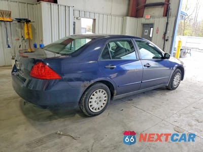 Trzecie zdjęcie samochodu z tyłu: 2006 HONDA ACCORD VALUE VIN:1HGCM561X6A072729 - miniatura