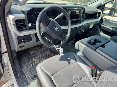 Zdjęcie 8 z 13 samochodu: 2025 FORD F550 SUPER DUTY VIN:1FD0X5HT3SEC68789 - miniatura