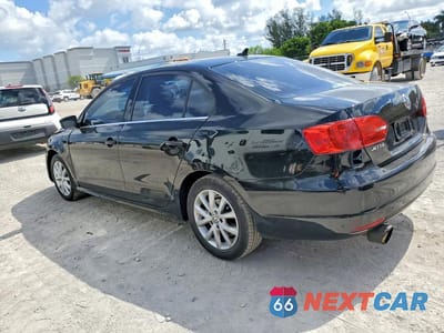 Drugie zdjęcie samochodu z przodu: 2014 VOLKSWAGEN JETTA SE VIN:3VWD07AJ3EM430513 - miniatura