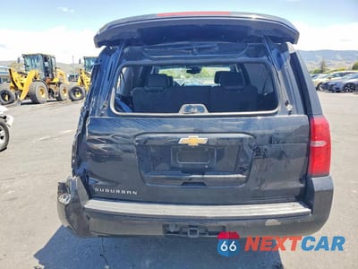 Zdjęcie 6 z 13 samochodu: 2019 CHEVROLET SUBURBAN C1500 LT VIN:1GNSCHKC5KR390556 - miniatura