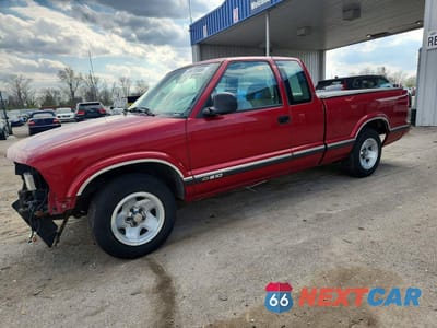 1996 CHEVROLET S TRUCK S10 1GCCS19XXT8211841 - główne zdjęcie licytacji z USA - miniatura