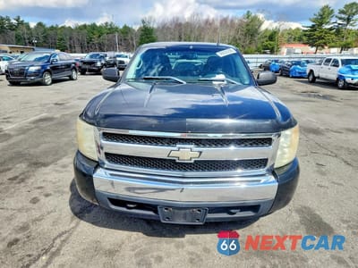 Piąte zdjęcie samochodu w środku: 2008 CHEVROLET SILVERADO K1500 VIN:2GCEK19J381282846 - miniatura