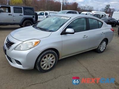 2013 NISSAN VERSA 1.6 S 3N1CN7AP5DL853508 - główne zdjęcie licytacji z USA - miniatura