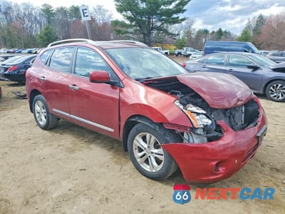 Czwarte zdjęcie samochodu z boku: 2013 NISSAN ROGUE S VIN:JN8AS5MVXDW657980 - miniatura