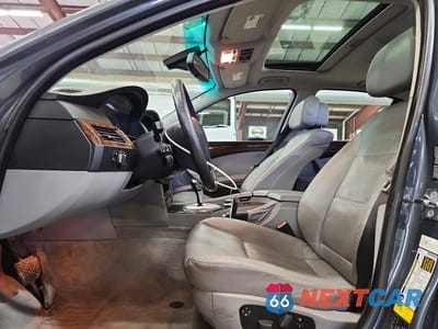 Zdjęcie 7 z 12 samochodu: 2008 BMW 528 XI VIN:WBANV13518CZ53568 - miniatura
