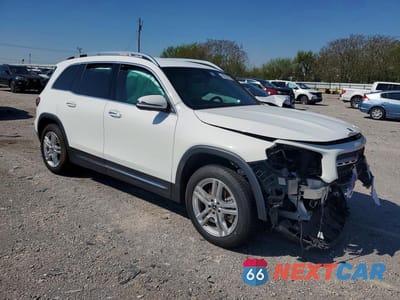 Czwarte zdjęcie samochodu z boku: 2020 MERCEDES-BENZ GLB 250 4MATIC VIN:W1N4M4HB8LW040890 - miniatura