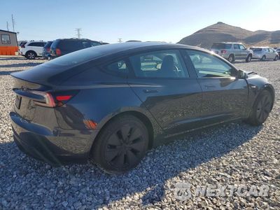 Trzecie zdjęcie samochodu z tyłu: 2025 TESLA MODEL 3 VIN:5YJ3E1EA5SF022120 - miniatura