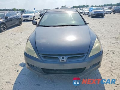 Piąte zdjęcie samochodu w środku: 2006 HONDA ACCORD LX VIN:1HGCM723X6A021413 - miniatura