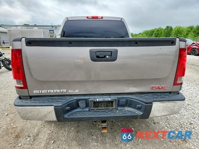 Zdjęcie 6 z 12 samochodu: 2009 GMC SIERRA K1500 SLE VIN:3GTEK23309G256472 - miniatura