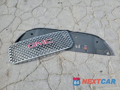 Zdjęcie 13 z 14 samochodu: 2015 GMC YUKON DENALI VIN:1GKS1CKJ0FR178898 - miniatura