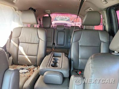 Zdjęcie 10 z 13 samochodu: 2011 HONDA ODYSSEY VIN:5FNRL5H67BB069938 - miniatura