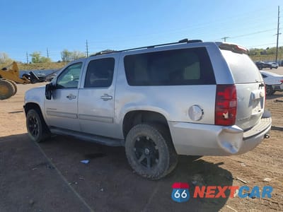 Drugie zdjęcie samochodu z przodu: 2012 CHEVROLET SUBURBAN K1500 LS VIN:1GNSKHE74CR326737 - miniatura
