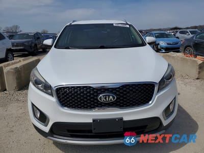 Piąte zdjęcie samochodu w środku: 2017 KIA SORENTO EX VIN:5XYPHDA1XHG240426 - miniatura