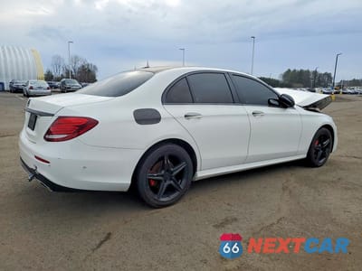 Trzecie zdjęcie samochodu z tyłu: 2017 MERCEDES-BENZ E 300 4MATIC VIN:WDDZF4KB9HA023591 - miniatura