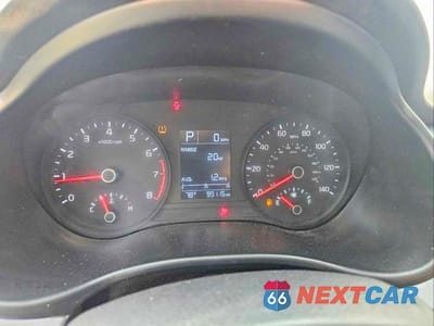 Zdjęcie 8 z 10 samochodu: 2022 KIA RIO LX VIN:3KPA24AD6NE496332 - miniatura