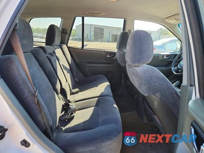 Zdjęcie 11 z 13 samochodu: 2003 HYUNDAI SANTA FE GLS VIN:KM8SC13DX3U426856 - miniatura