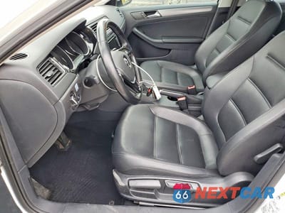 Zdjęcie 7 z 12 samochodu: 2015 VOLKSWAGEN JETTA TDI VIN:3VWLA7AJ0FM340424 - miniatura