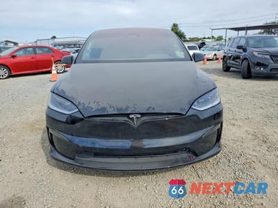 Piąte zdjęcie samochodu w środku: 2024 TESLA MODEL X VIN:7SAXCAE54RF439090 - miniatura