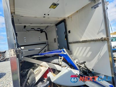 Zdjęcie 10 z 14 samochodu: 2020 FORD TRANSIT DELIVERY TRUCK VIN:1FDBW5Z85LKB80349 - miniatura