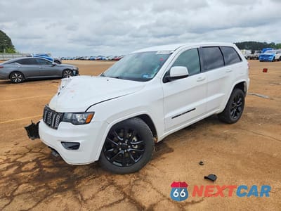 2019 JEEP GRAND CHEROKEE LAREDO 1C4RJFAG8KC703592 - główne zdjęcie licytacji z USA - miniatura