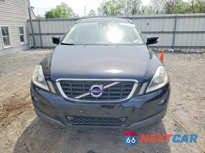Piąte zdjęcie samochodu w środku: 2010 VOLVO XC60 T6 VIN:YV4992DZ5A2085115 - miniatura