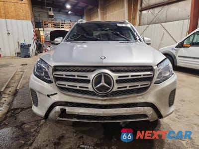 Piąte zdjęcie samochodu w środku: 2017 MERCEDES-BENZ GLS 450 4MATIC VIN:4JGDF6EEXHA813046 - miniatura