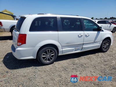 Trzecie zdjęcie samochodu z tyłu: 2017 DODGE GRAND CARAVAN SXT VIN:2C4RDGCG4HR558027 - miniatura