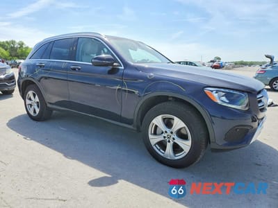 Czwarte zdjęcie samochodu z boku: 2017 MERCEDES-BENZ GLC 300 4MATIC VIN:WDC0G4KB4HF241001 - miniatura