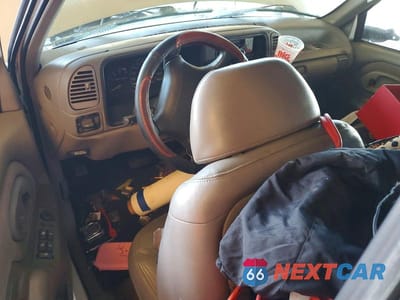 Zdjęcie 8 z 13 samochodu: 1995 GMC YUKON VIN:1GKEK13K6SJ752659 - miniatura