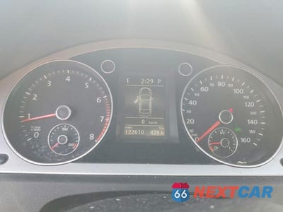 Zdjęcie 9 z 12 samochodu: 2010 VOLKSWAGEN PASSAT KOMFORT VIN:WVWJK7AN6AE138082 - miniatura
