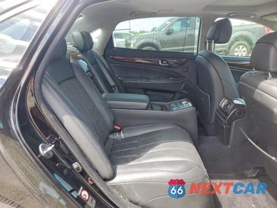 Zdjęcie 10 z 12 samochodu: 2011 HYUNDAI EQUUS ULTIMATE VIN:KMHGH4JF9BU035063 - miniatura
