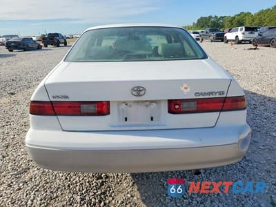 Zdjęcie 6 z 12 samochodu: 1997 TOYOTA CAMRY LE VIN:4T1BG22K3VU150291 - miniatura