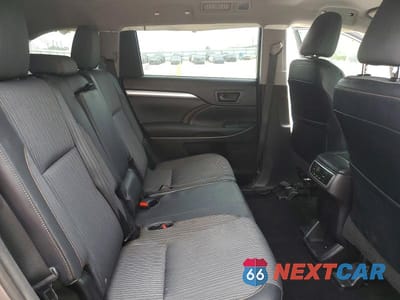 Zdjęcie 11 z 13 samochodu: 2014 TOYOTA HIGHLANDER LE PLUS VIN:5TDZKRFH0ES017002 - miniatura