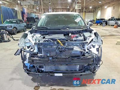 Piąte zdjęcie samochodu w środku: 2022 NISSAN ROGUE S VIN:5N1BT3AB3NC685730 - miniatura