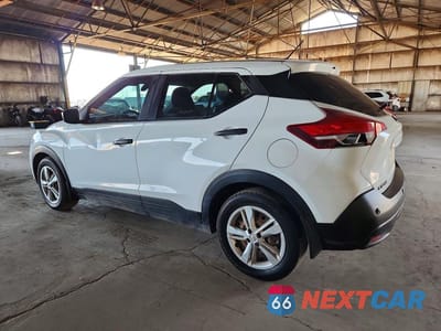 Drugie zdjęcie samochodu z przodu: 2020 NISSAN KICKS S VIN:3N1CP5BV6LL539621 - miniatura