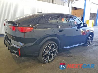 Trzecie zdjęcie samochodu z tyłu: 2026 BMW X2 M35I VIN:WBX83GM05T5476963 - miniatura